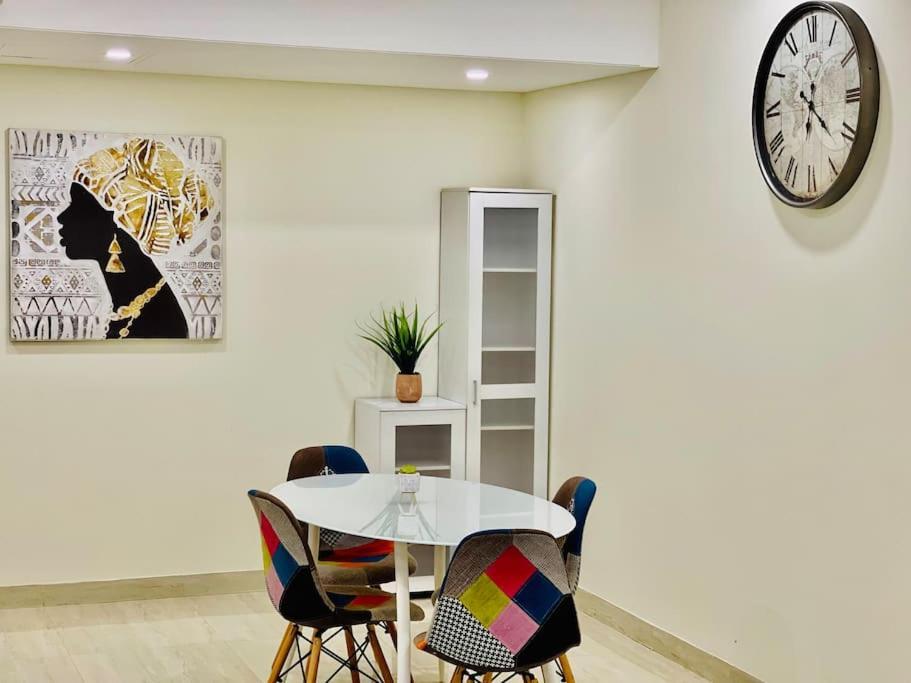 Noor 2 Bedroom Apartment For Beautiful Holiday Маскат Екстериор снимка